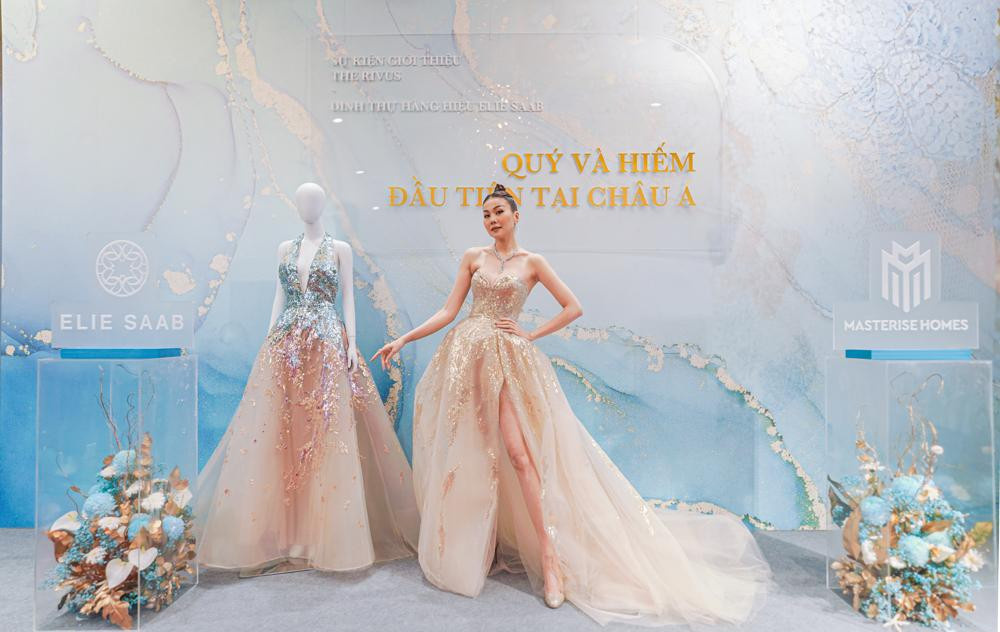 Thanh Hằng tại sự kiện ra mắt dinh thự Elie Saab đầu tiên tại châu Á. Dinh thự The Rivus cũng chính là bất động sản hàng hiệu non-hotelier đầu tiên tại Việt Nam