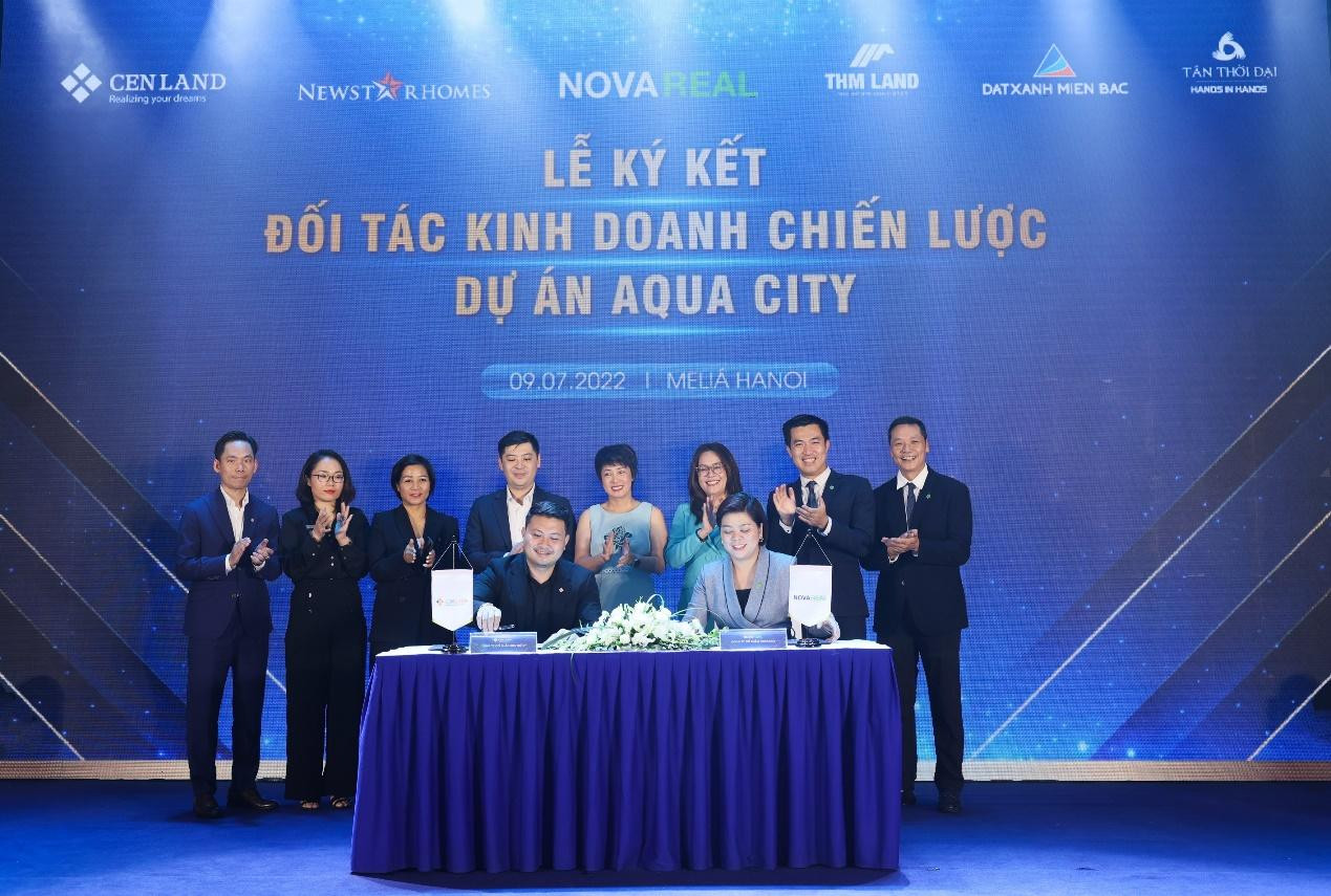 Lễ ký kết đối tác kinh doanh chiến lược hứa hẹn sự bùng nổ tại thị trường miền Bắc đối với các sản phẩm của Tập đoàn NovaLand Lễ ký kết đối tác kinh doanh chiến lược hứa hẹn sự bùng nổ tại thị trường miền Bắc đối với các sản phẩm của Tập đoàn NovaLand