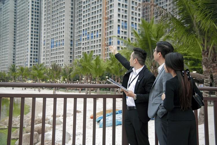 Chuyên viên môi giới bất động sản am hiểu thị trường hơn nhờ ứng dụng công nghệ trong quá trình tư vấn người mua nhà