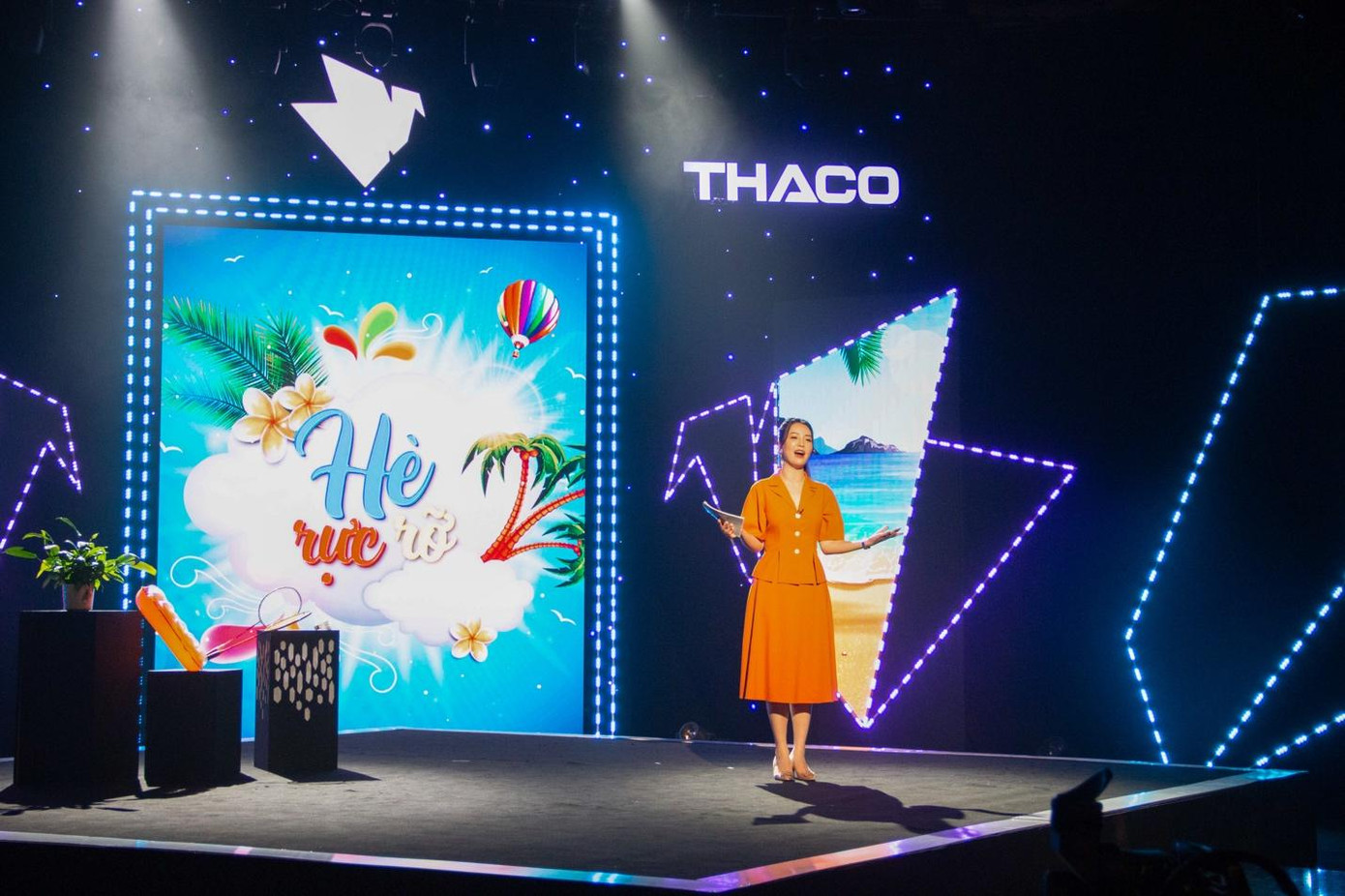 MC Thuỵ Vân là MC của chương trình Việc Tử Tế MC Thuỵ Vân là MC của chương trình Việc Tử Tế