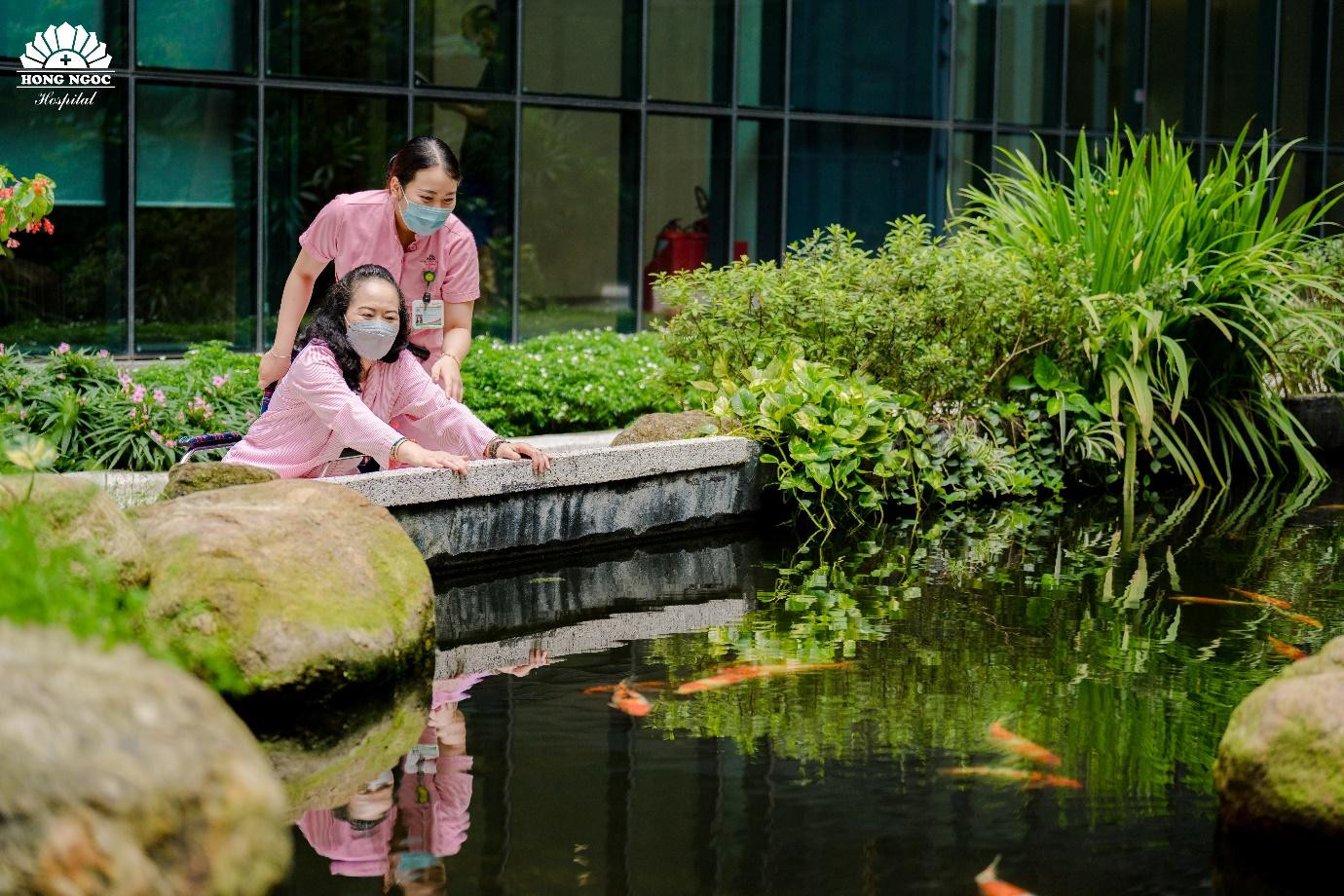 Bệnh viện có kiến trúc xanh chan hòa với thiên nhiên