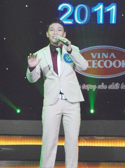 Nguyễn Văn Thế - thí sinh duy nhất chưa qua trường lớp vào chung kết dân gian Sao Mai toàn quốc. Ảnh: Lâm Phong