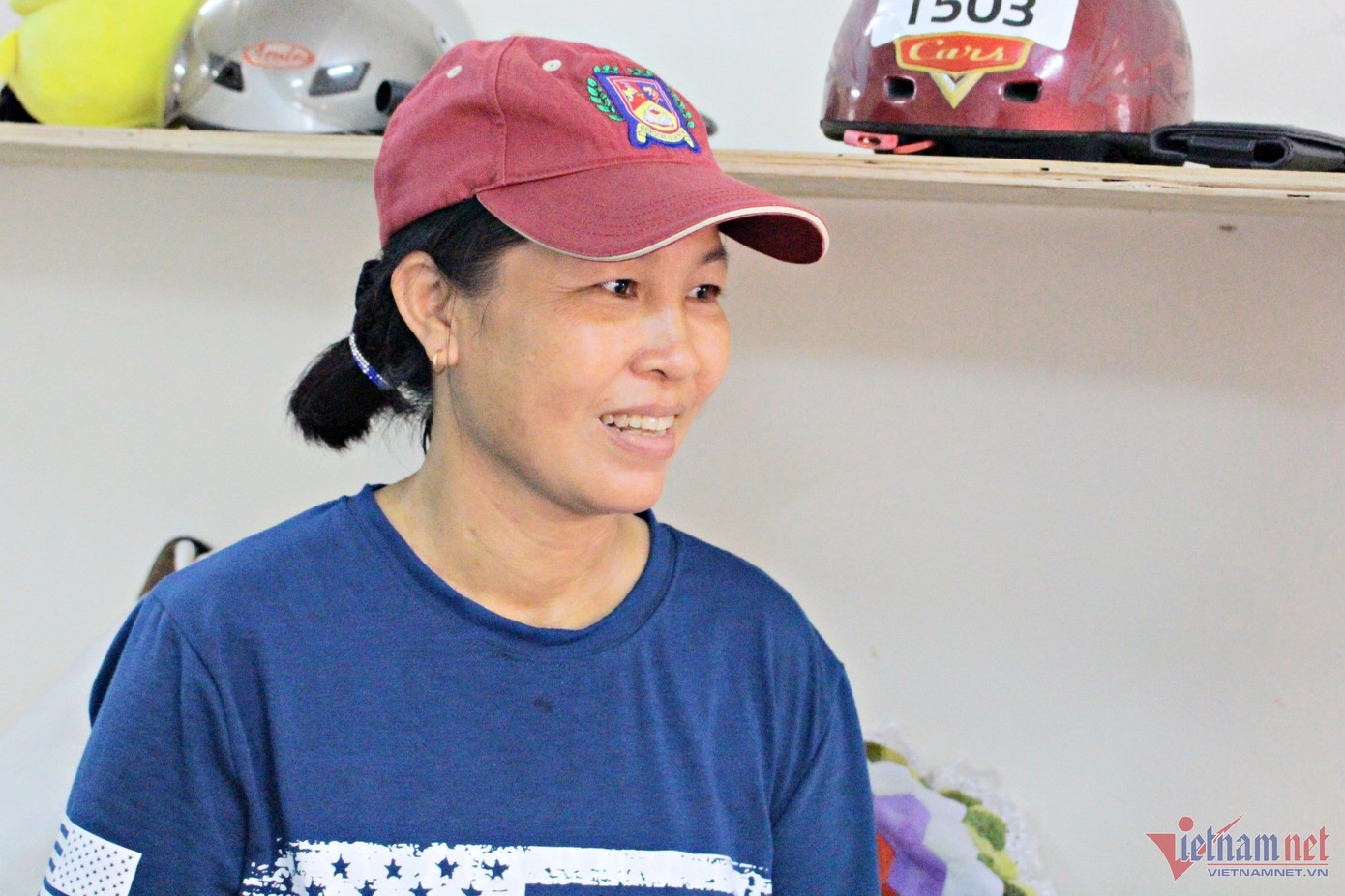 Trước giờ, chị Hiền chưa biết “mặt mũi” 1 lượng vàng ra sao. Ảnh: Ngọc Lài Trước giờ, chị Hiền chưa biết “mặt mũi” 1 lượng vàng ra sao. Ảnh: Ngọc Lài