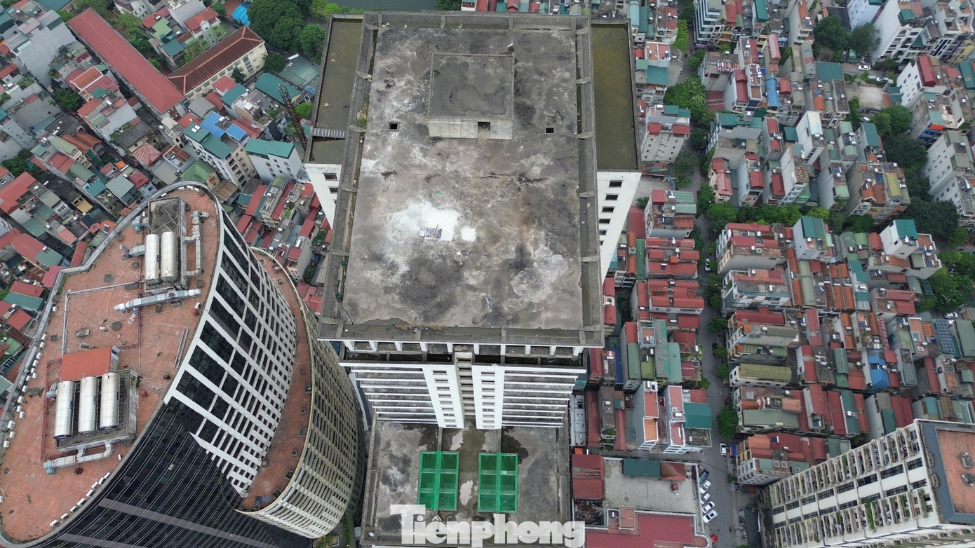 Từ năm 2018 tới nay, chủ đầu tư đã dừng thi công dự án, dẫn đến chậm tiến độ, khiến rất nhiều khách hàng bức xúc.