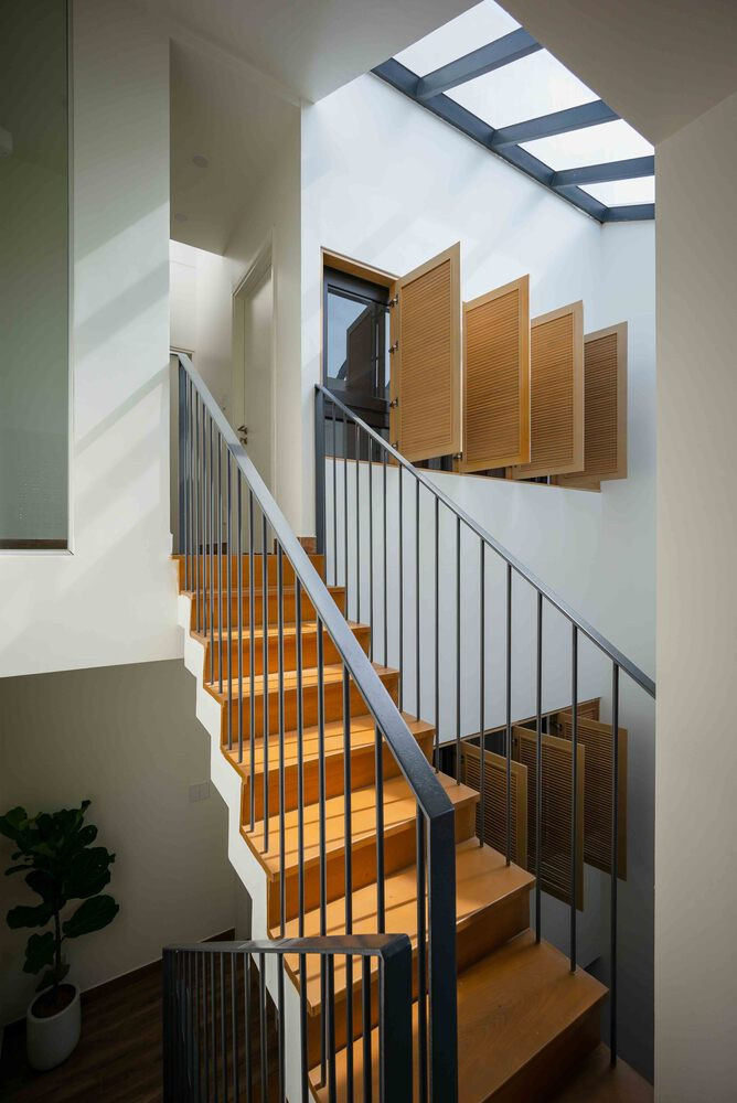 Chiều cao bên trong đã được nâng cấp lên thành hai tầng, điều này tạo nên sự kết hợp tuyệt vời với những tầng khác. Chiều cao bên trong đã được nâng cấp lên thành hai tầng, điều này tạo nên sự kết hợp tuyệt vời với những tầng khác.