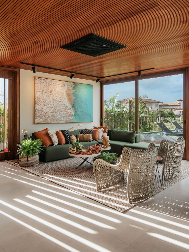 Nhiều người bày tỏ, ngôi nhà này không chỉ là nơi cư trú mà còn là một trải nghiệm không gian sống, mang đến sự thoải mái và gần gũi với thiên nhiên. Nhiều người bày tỏ, ngôi nhà này không chỉ là nơi cư trú mà còn là một trải nghiệm không gian sống, mang đến sự thoải mái và gần gũi với thiên nhiên.