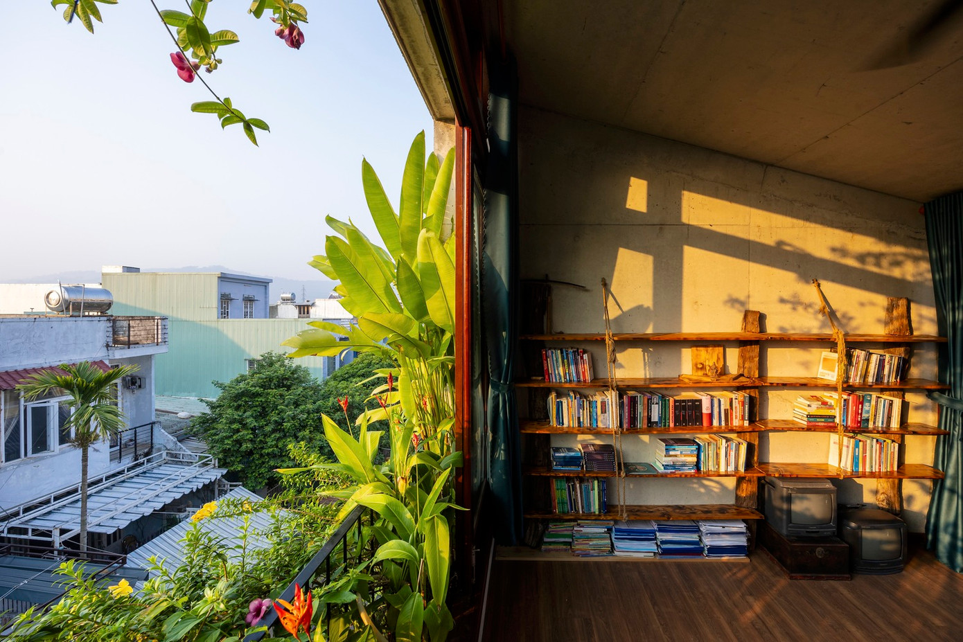 Khu vực trung tâm được coi là nơi nghỉ dưỡng yên bình, nơi khả năng sáng tạo có thể phát triển và gia đình có luôn vui vẻ, hòa thuận. Khu vực trung tâm được coi là nơi nghỉ dưỡng yên bình, nơi khả năng sáng tạo có thể phát triển và gia đình có luôn vui vẻ, hòa thuận.