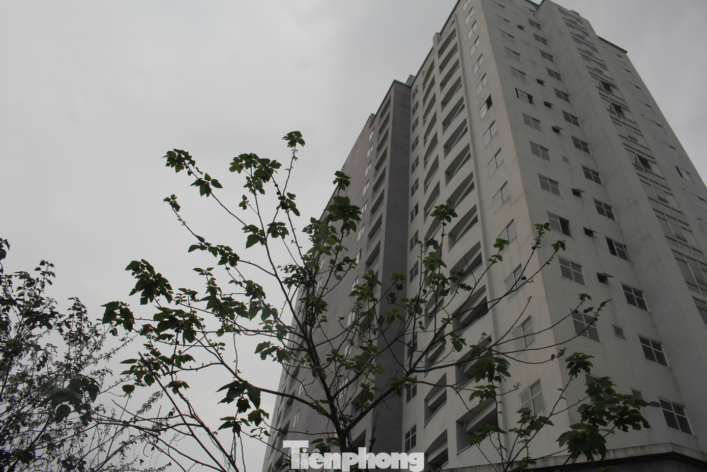 Theo tìm hiểu, dự án nhà tái định cư Đền Lừ III phục vụ việc giải phóng mặt bằng khu di dân Đền Lừ III, quận Hoàng Mai.