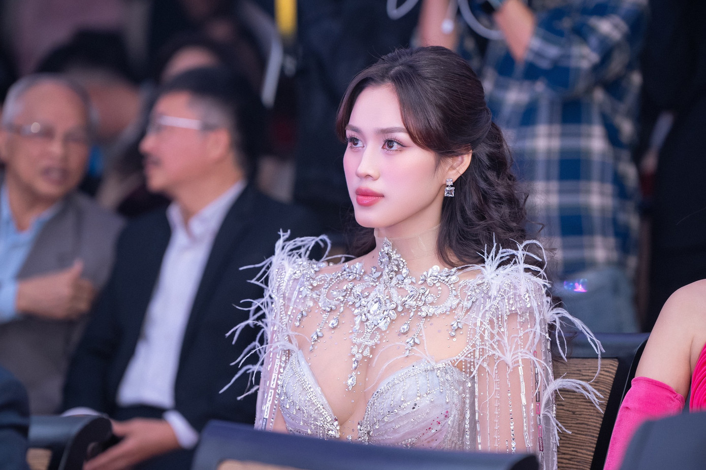 Đỗ Thị Hà khẳng định cô trở thành phiên bản tốt hơn sau khi đăng quang Hoa hậu Việt Nam 2020. Đỗ Thị Hà chia sẻ nhờ có danh hiệu cô dễ dàng thực hiện nhiều dự án cộng đồng, công việc trong mơ ước.