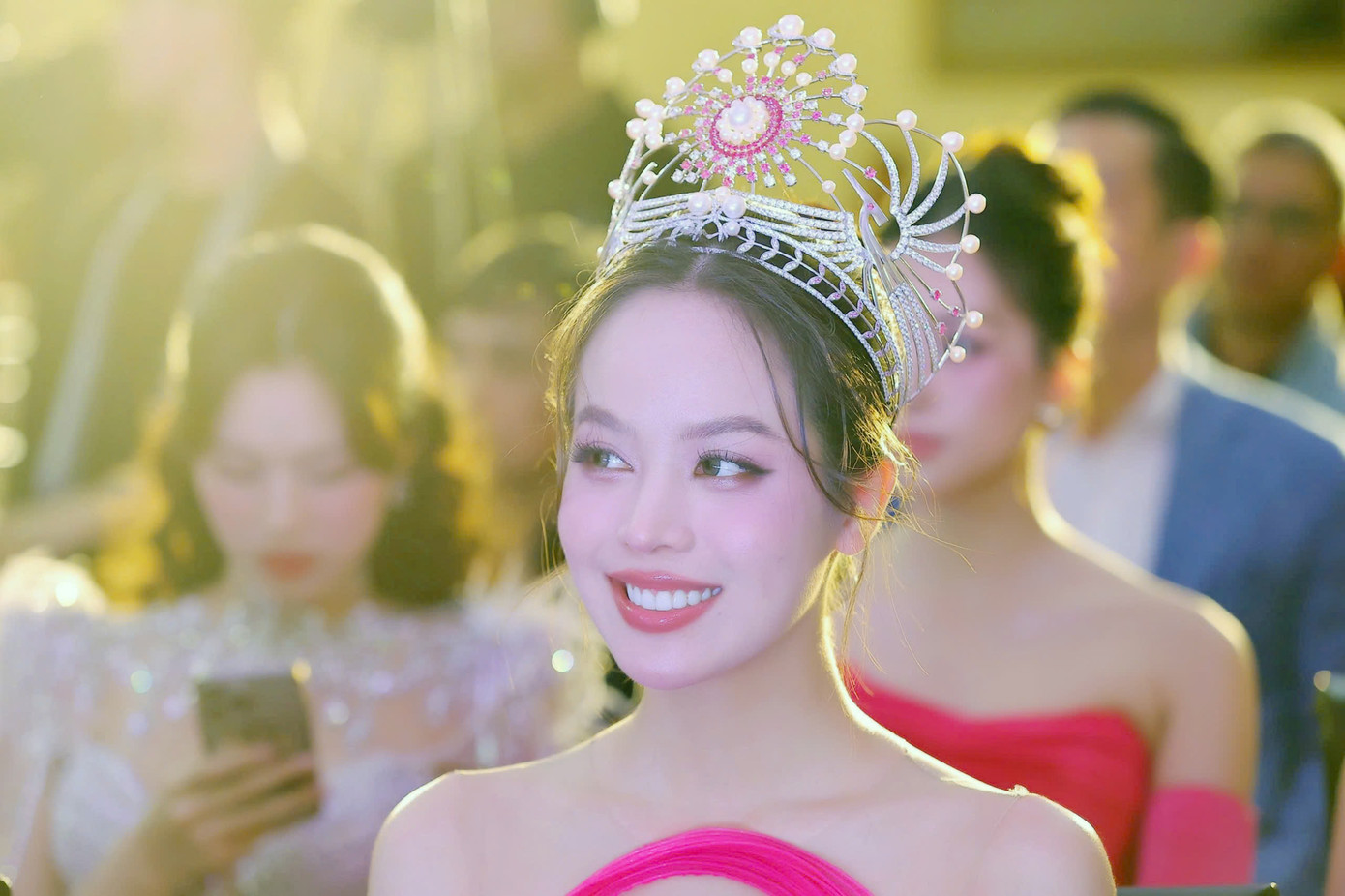 Hoa hậu Thanh Thủy cho biết danh hiệu Hoa hậu Quốc tế mà cô giành được giúp cho hai năm nhiệm kỳ trở nên ý nghĩa hơn. “Đây là thời điểm thích hợp để tôi kết thúc nhiệm kỳ và tìm ra tân hoa hậu. Tôi rất mãn nguyện về nhiệm kỳ của mình. Mong rằng cuộc thi năm nay thành công tốt đẹp”, cô nói.