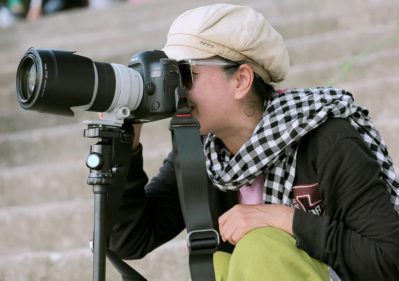 Chiều Xuân trong vai nhiếp ảnh gia Chiều Xuân trong vai nhiếp ảnh gia