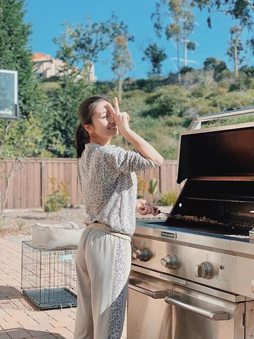 Bếp ngoài trời của Diệu Hương ở Mỹ Bếp ngoài trời của Diệu Hương ở Mỹ