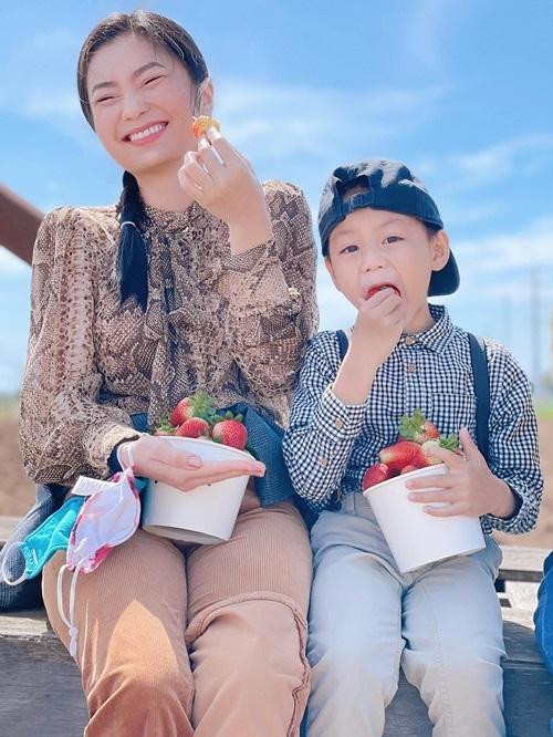 Dã ngoại cùng con Dã ngoại cùng con