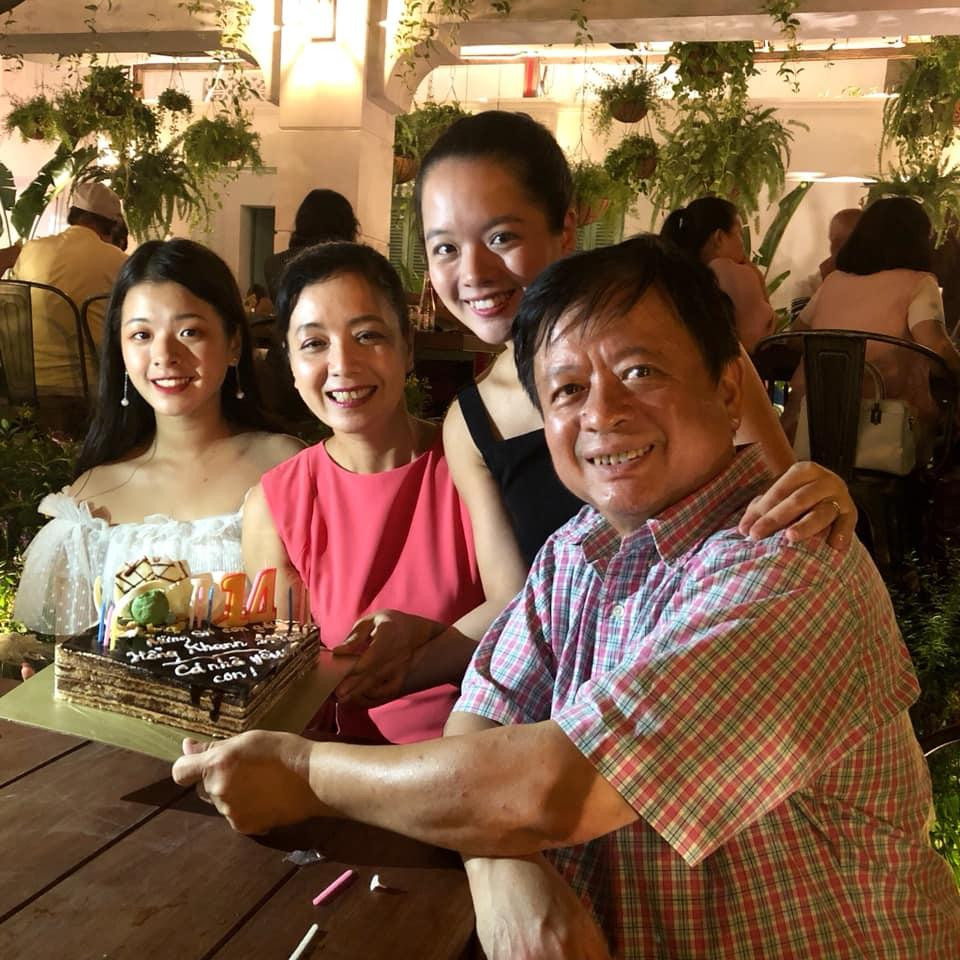 "Trong nhà chị, anh Quân là bếp trưởng" "Trong nhà chị, anh Quân là bếp trưởng"