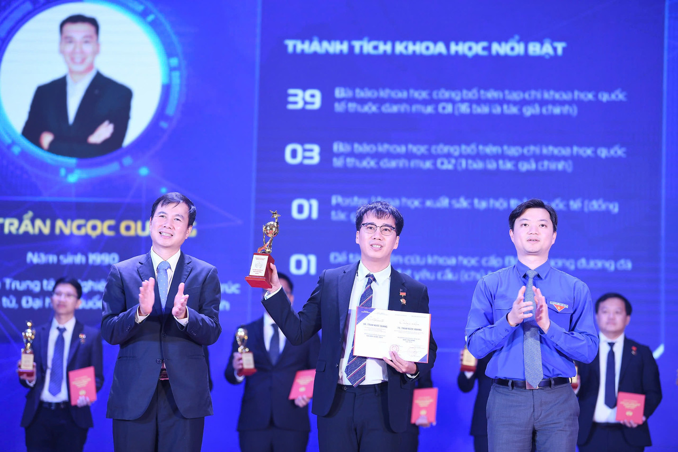 TS. Trần Ngọc Quang là một trong 10 nhà khoa học nhận giải thưởng Quả Cầu Vàng năm 2024. Ảnh: Dương Triều TS. Trần Ngọc Quang là một trong 10 nhà khoa học nhận giải thưởng Quả Cầu Vàng năm 2024. Ảnh: Dương Triều