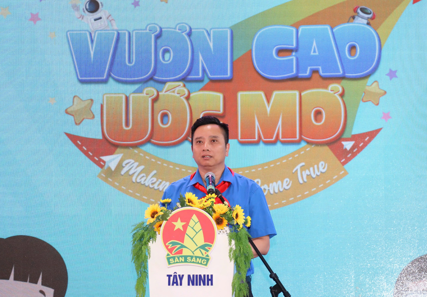 Anh Lê Anh Quân - Phó Chủ tịch Hội đồng Đội Trung ương, Chủ tịch Hội đồng Huấn luyện Trung ương phát biểu tại chương trình.