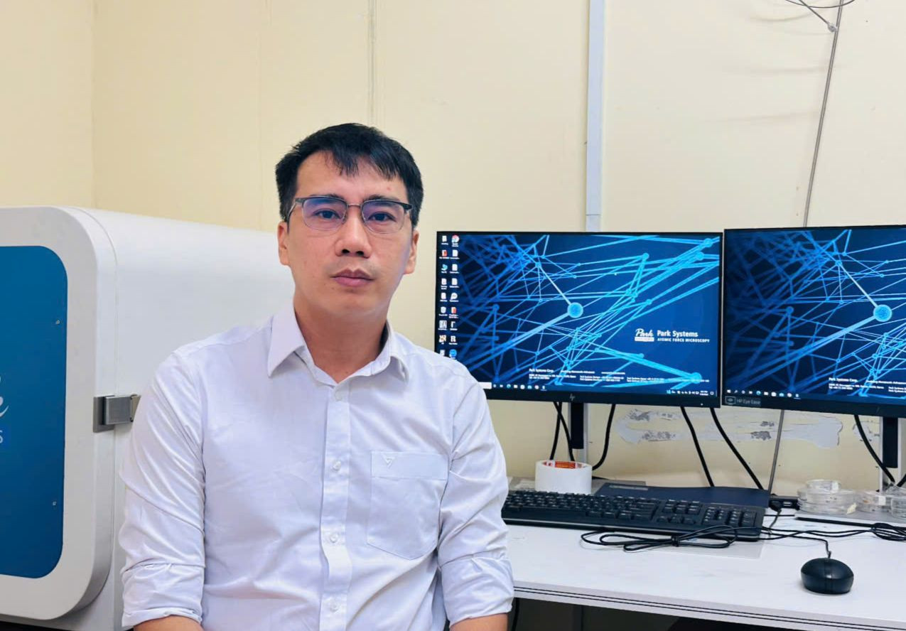 TS. Trần Ngọc Quang. TS. Trần Ngọc Quang.