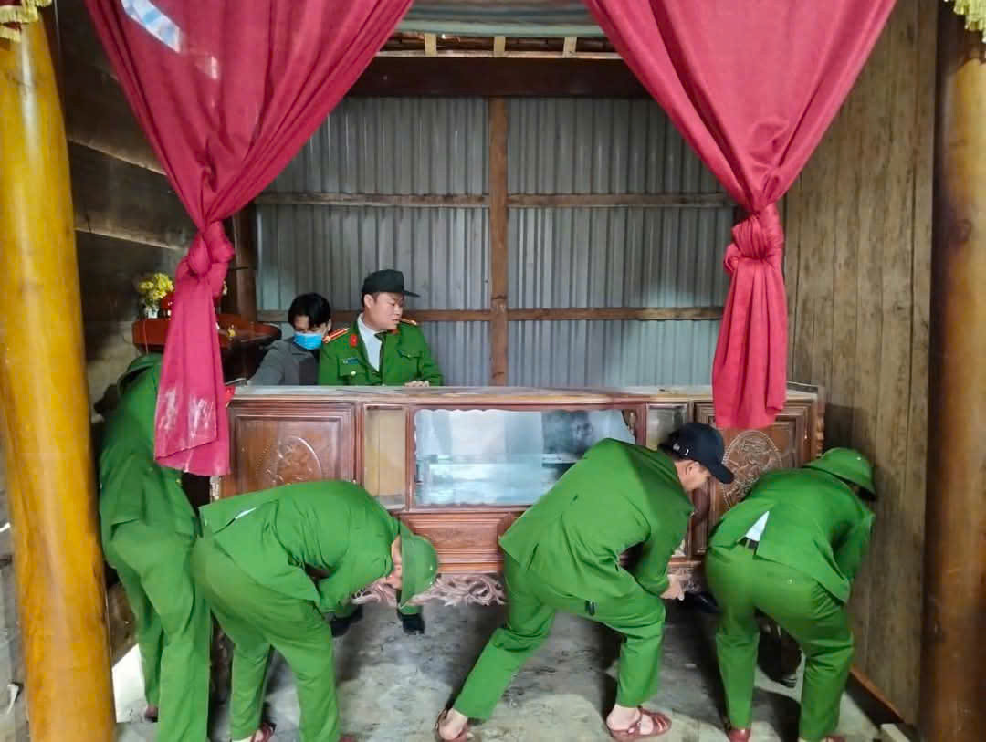 171 đội hình tình nguyện của tuổi trẻ công an tỉnh Quảng Bình sẽ hoạt động từ nay đến hết tháng 5/2025. 171 đội hình tình nguyện của tuổi trẻ công an tỉnh Quảng Bình sẽ hoạt động từ nay đến hết tháng 5/2025.