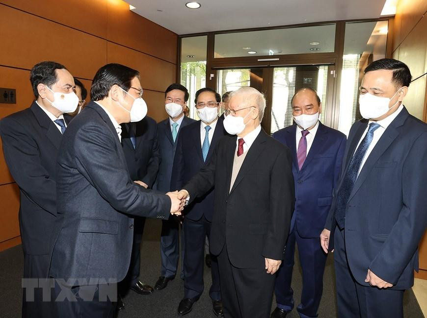 Tổng Bí thư Nguyễn Phú Trọng cùng các lãnh đạo Đảng, Nhà nước và các đại biểu đến dự hội nghị. Tổng Bí thư Nguyễn Phú Trọng cùng các lãnh đạo Đảng, Nhà nước và các đại biểu đến dự hội nghị.