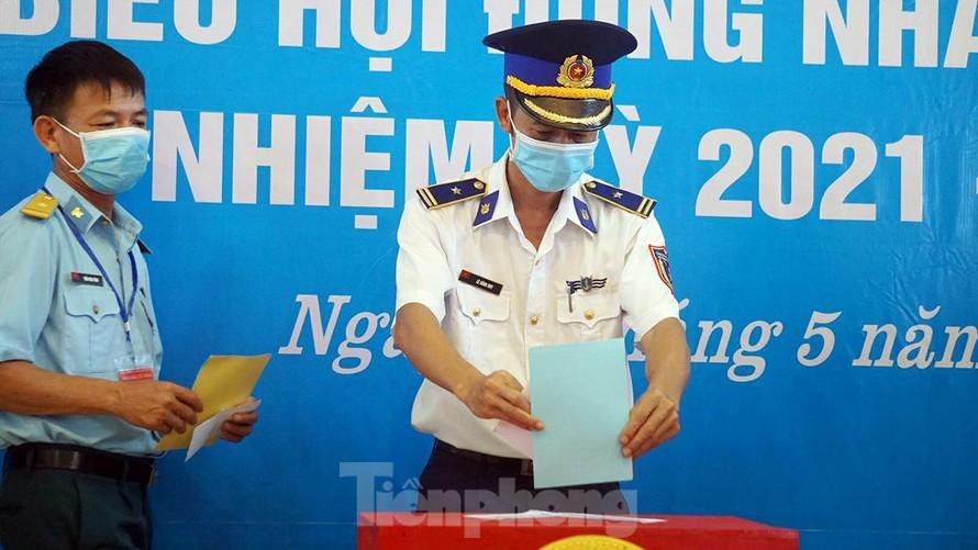 Bắc Giang tổ chức cho cử tri bỏ phiếu theo khung giờ khác nhau ảnh 13