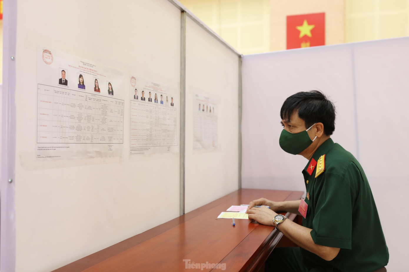 Bắc Giang tổ chức cho cử tri bỏ phiếu theo khung giờ khác nhau ảnh 7