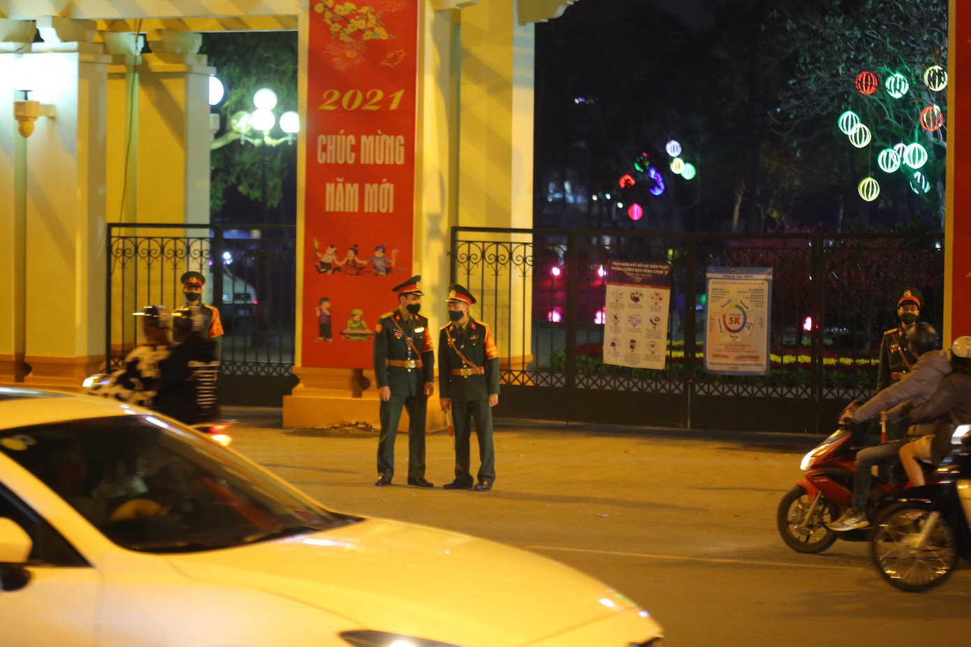 Cả nước chính thức bước sang năm mới Tân Sửu 2021 ảnh 15