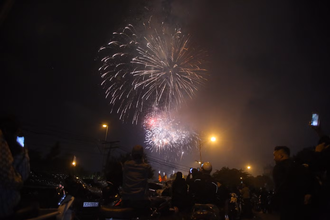 Cả nước chính thức bước sang năm mới Tân Sửu 2021 ảnh 7