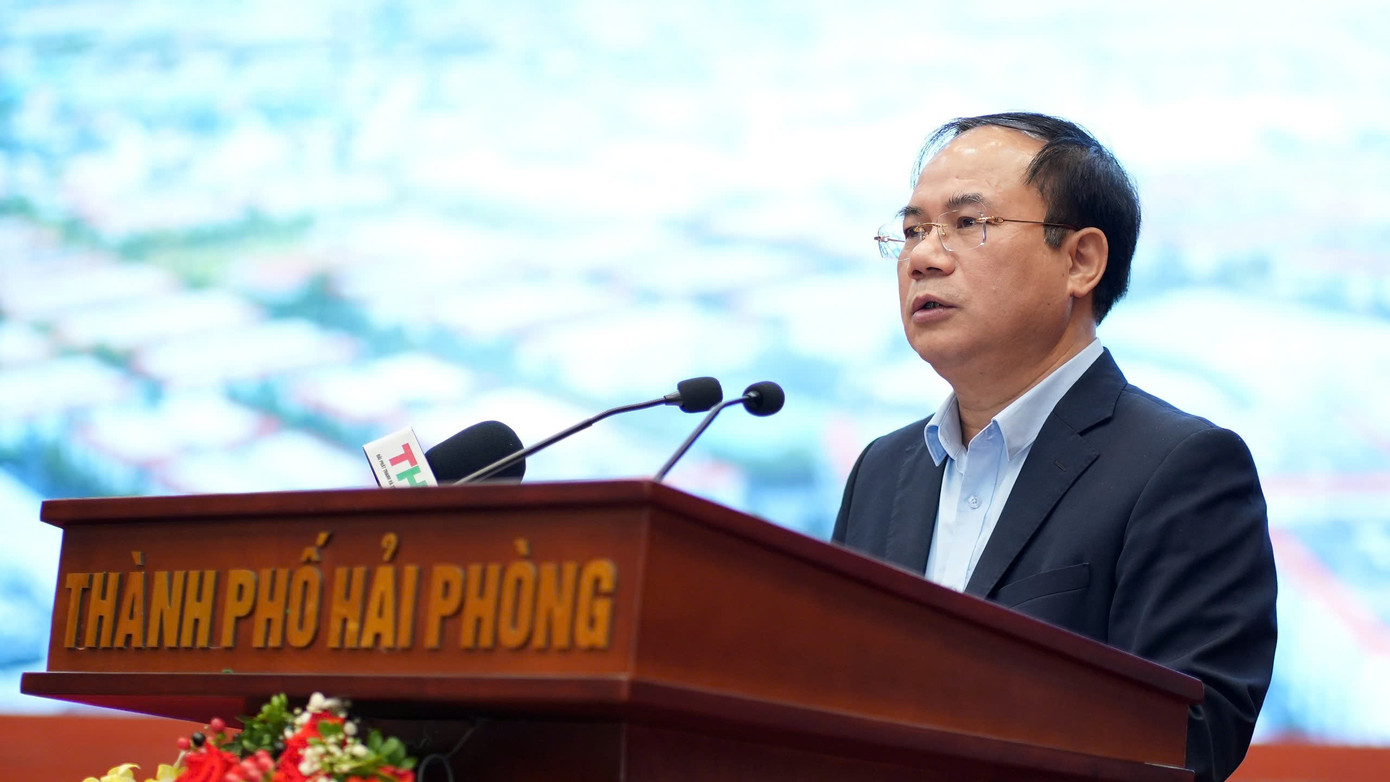 Thứ trưởng Bộ Xây dựng Nguyễn Văn Sinh phát biểu tại hội thảo. Thứ trưởng Bộ Xây dựng Nguyễn Văn Sinh phát biểu tại hội thảo.