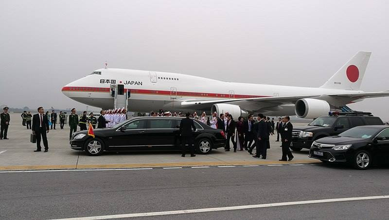 Nhà vua và Hoàng hậu Nhật Bản đã tới Hà Nội ảnh 27