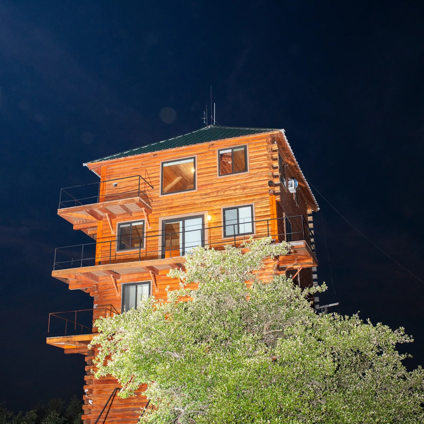 Các thành viên của Fortitude Ranch phải trả hàng ngàn đô la để tham gia, cộng với phí hội viên hằng năm. Ảnh: The New Yorker. Các thành viên của Fortitude Ranch phải trả hàng ngàn đô la để tham gia, cộng với phí hội viên hằng năm. Ảnh: The New Yorker.