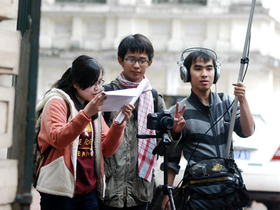 Một nhóm làm phim đang tác nghiệp trong dự án Chúng ta làm phim Movie Marathon 3