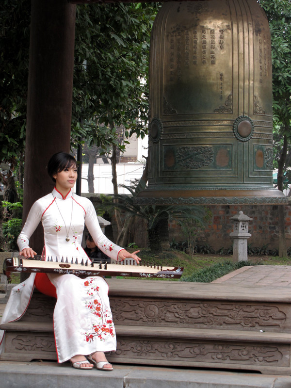 Chu Hà Thanh - Đại sứ khối Anh