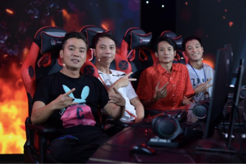 Dàn khách mời đình đám của gameshow "Xgaming- Chảo lửa thách đấu". Dàn khách mời đình đám của gameshow "Xgaming- Chảo lửa thách đấu".