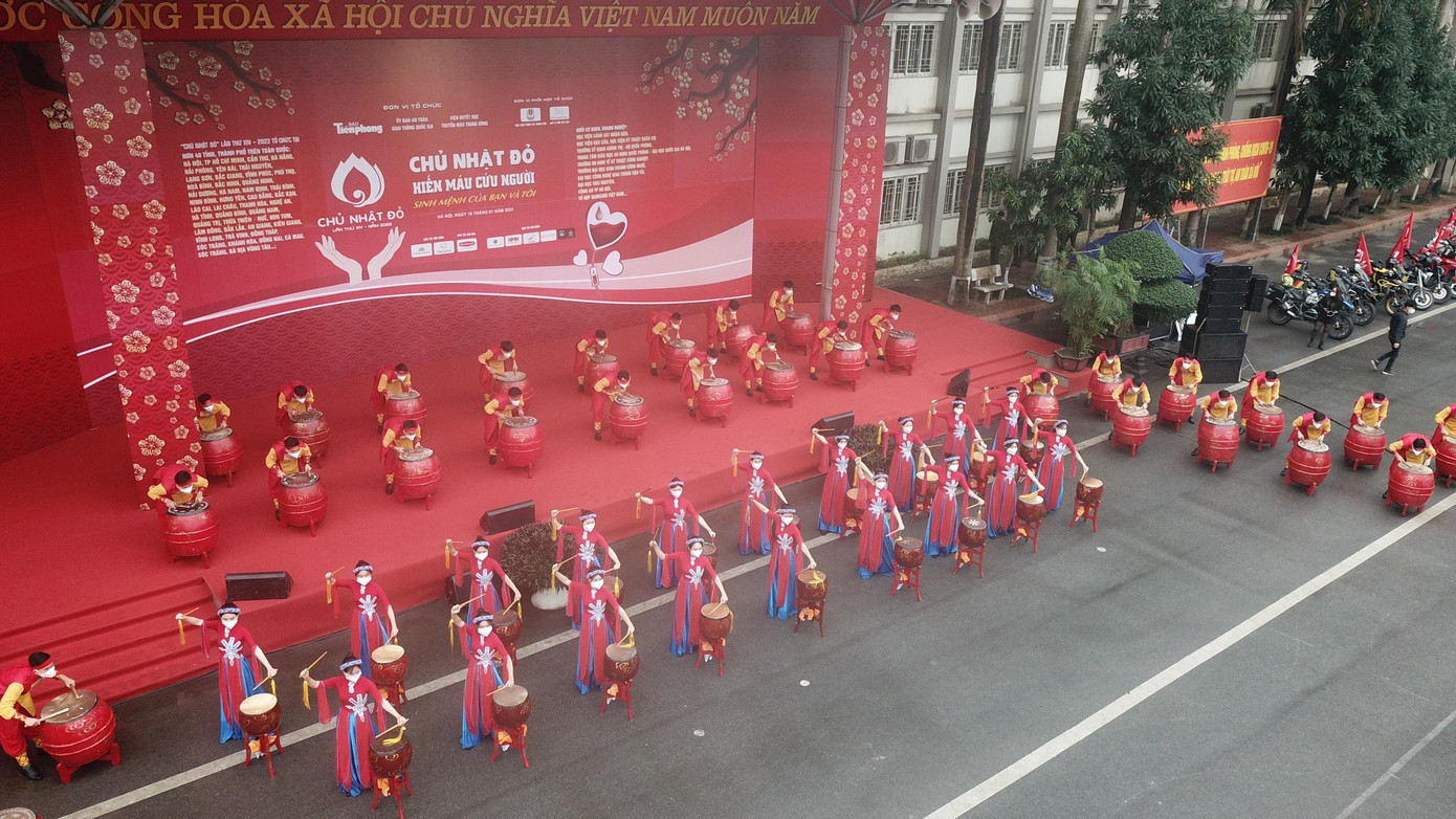 Ấn tượng dàn trống nhạc của Học viện Cảnh sát Nhân dân.