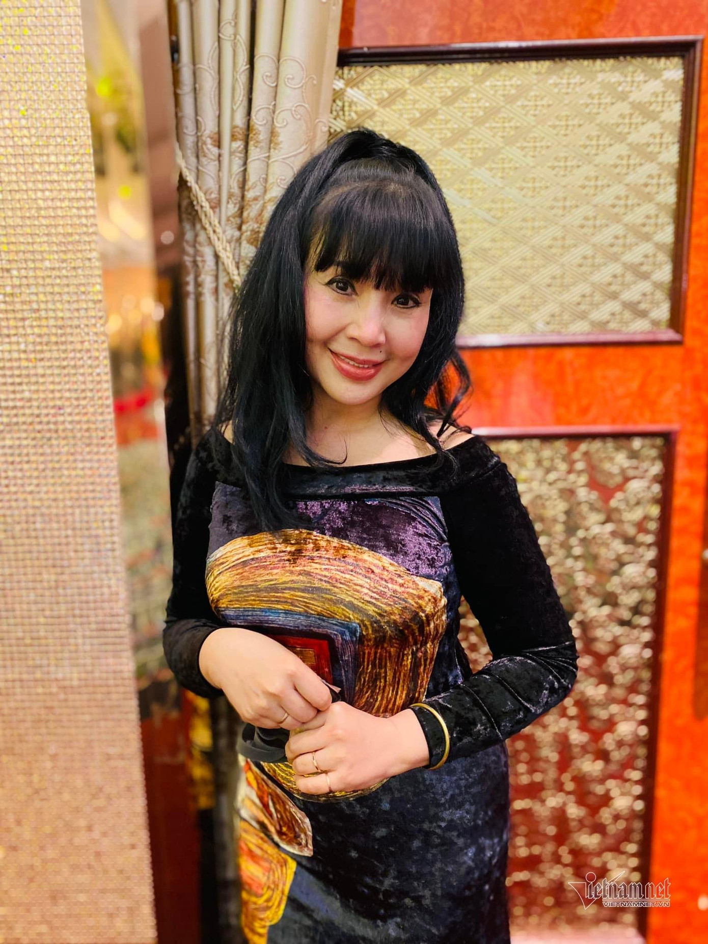 Hình ảnh hiện tại của NSND Lan Hương. Hình ảnh hiện tại của NSND Lan Hương.