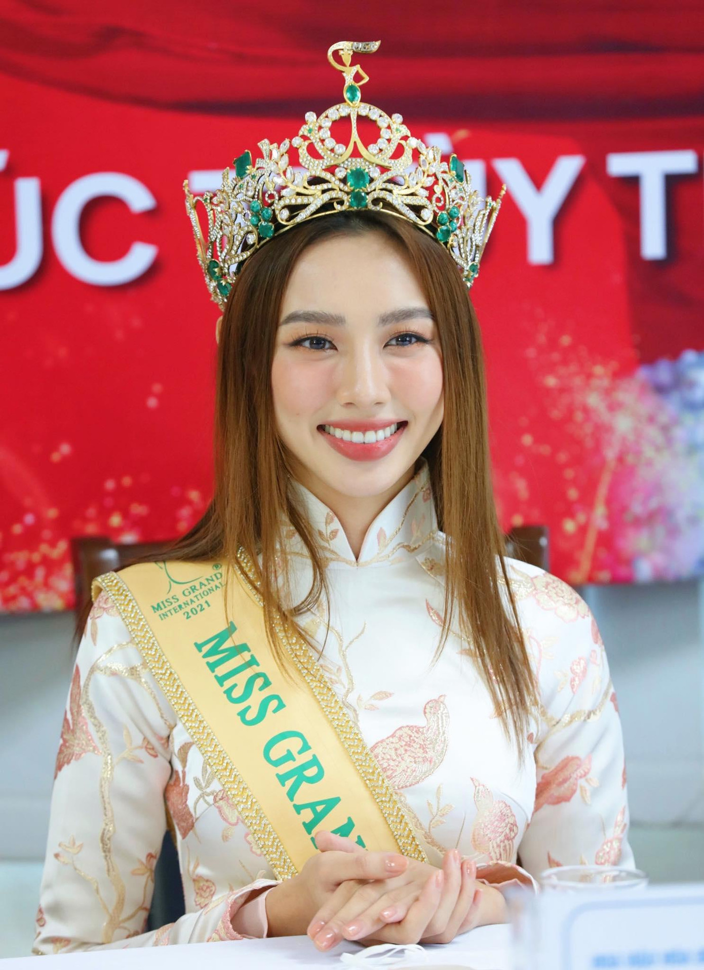 Thuỳ Tiên tiết lộ, cô sẽ ở Việt Nam hơn một tháng rồi sau đó tiếp tục trở lại Thái Lan để hoàn thành sứ mệnh của mình.