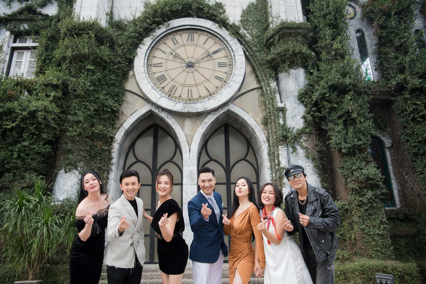 Trong năm vừa qua, “Hương vị tình thân” thắng lớn khi ẵm giải thưởng Phim truyền hình ấn tượng nhất tại VTV Awards 2021.