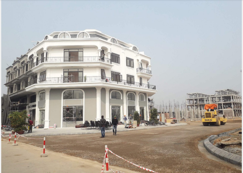 Dự án khu nhà ở Uy Nỗ (huyện Đông Anh, Hà Nội) với tên thương mại Calyx Residence của chủ đầu tư Tổng công ty 319, hiện chưa đủ điều kiện mua bán nhưng trên thị trường đã rao bán ký hợp đồng đặt cọc gây nhiễu loạn thị trường bất động sản ở khu vực này.