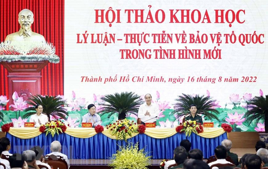 Chủ tịch nước Nguyễn Xuân Phúc chủ trì hội thảo. (Ảnh: Thống Nhất/TTXVN)