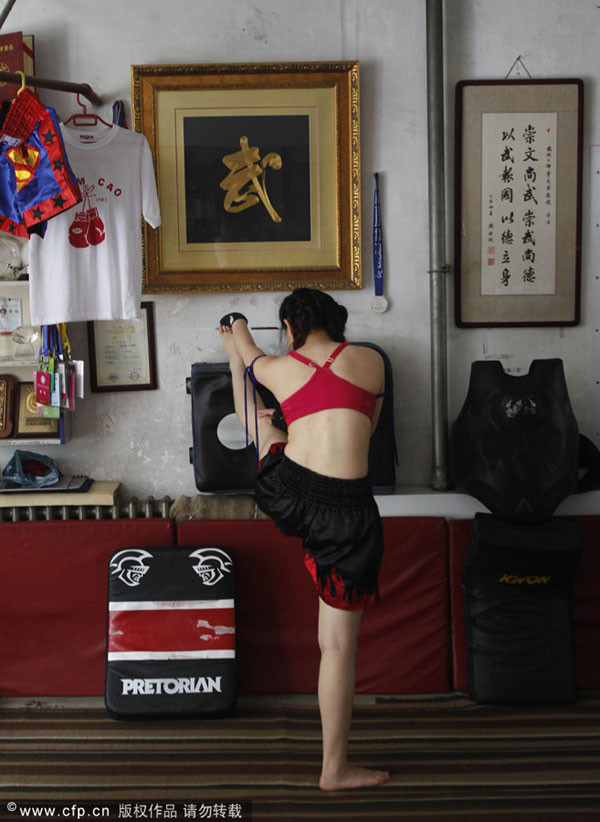 Nhan sắc vạn người mê của 'hot girl Muay Thai' Hong Kong ảnh 4