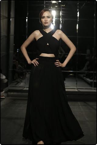 Hoa hậu Diễm Hương rạng rỡ tái xuất sàn catwalk ảnh 6