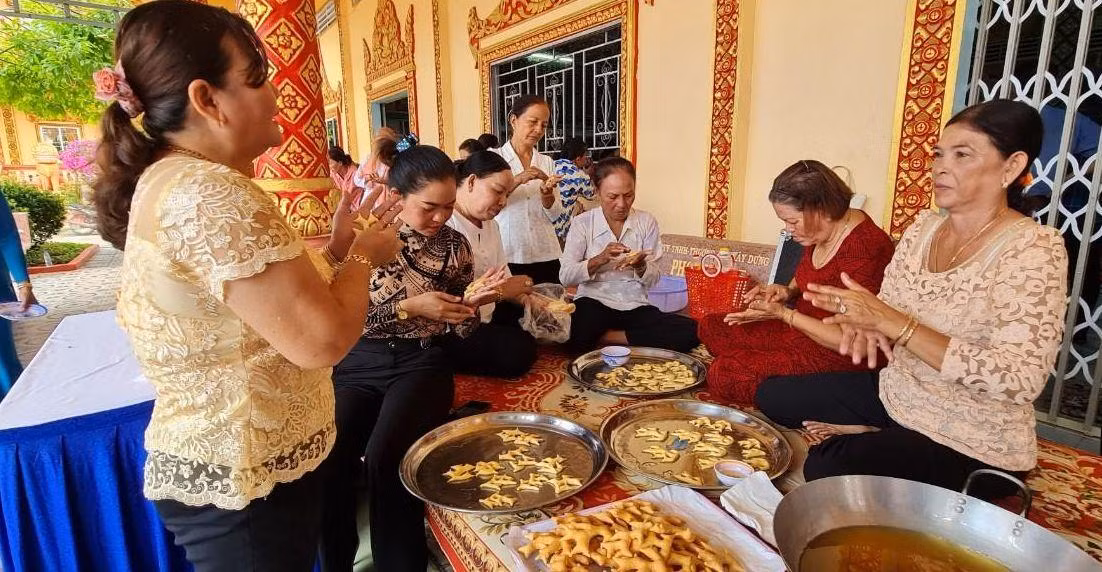Hằng năm, hàng ngàn lượt du khách đã chọn nơi đây làm điểm hành hương và tham quan. Hằng năm, hàng ngàn lượt du khách đã chọn nơi đây làm điểm hành hương và tham quan.