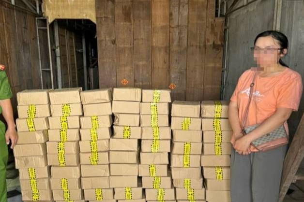 Bà T. khai nhận đã mua số mỹ phẩm trên từ nguồn trôi nổi trên mạng.