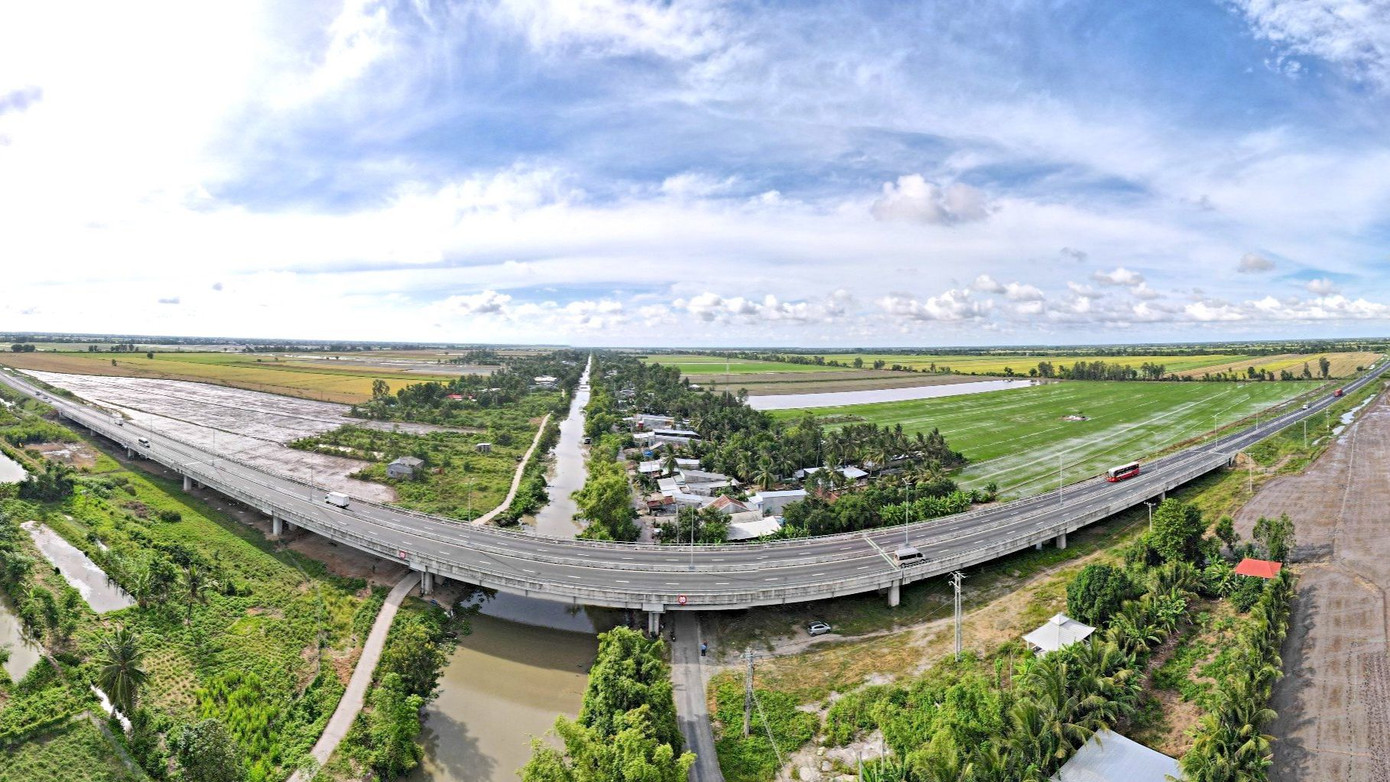 Bộ GTVT yêu cầu khẩn trương lập hồ sơ, dự toán để kịp khởi công nâng cấp tuyến đường trước 30/4.