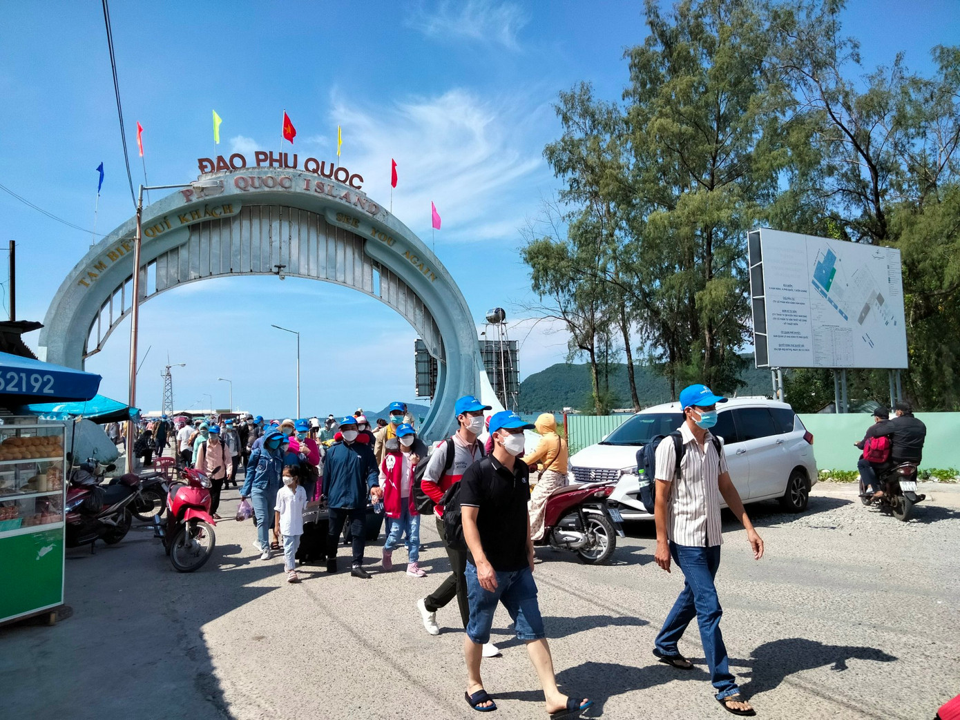 Phú Quốc là điểm đến hấp dẫn của du khách trong và ngoài nước. Ảnh: PV.