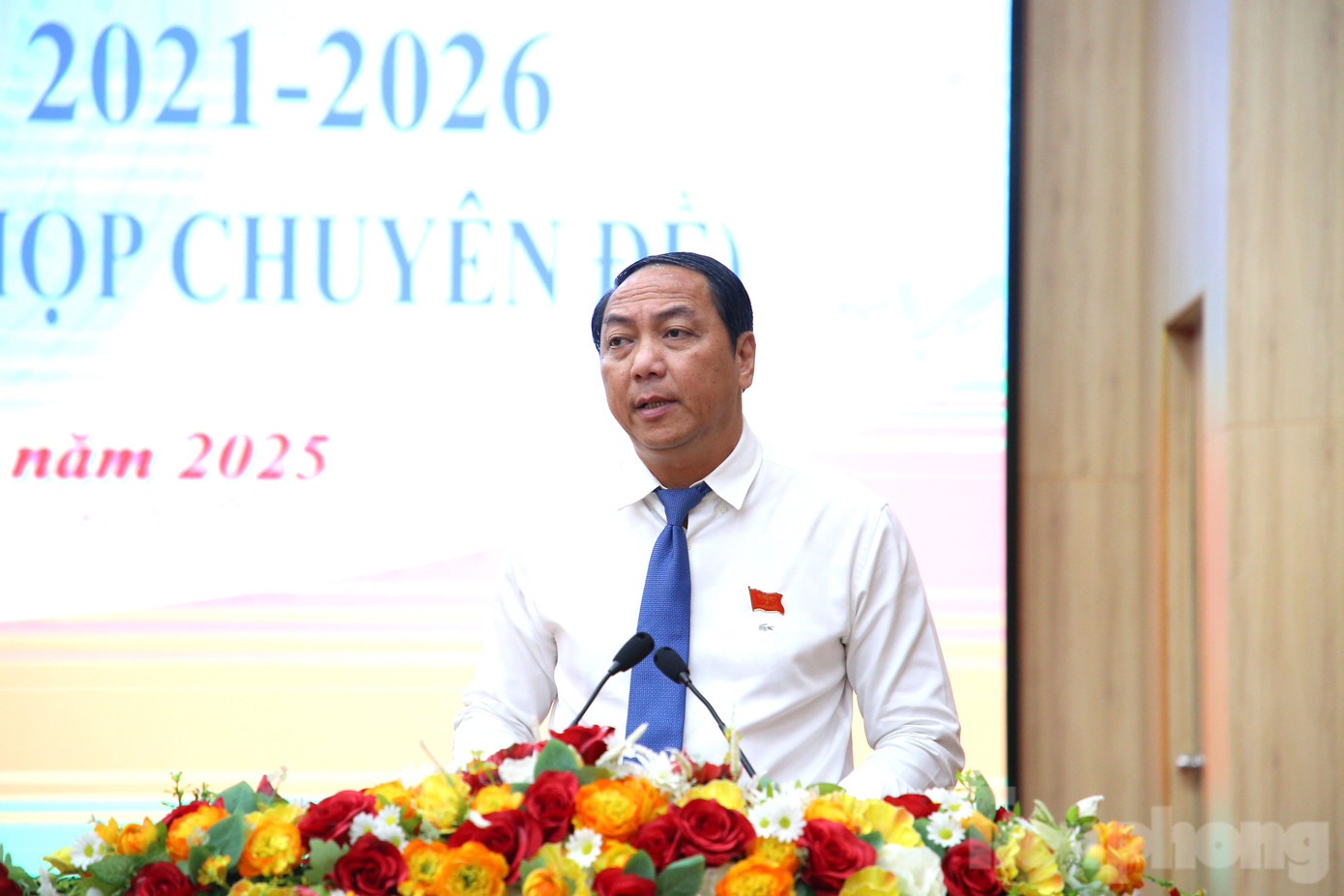 Phó bí thư thường trực Tỉnh uỷ, Chủ tịch HĐND tỉnh Kiên Giang - Lâm Minh Thành phát biểu tại kỳ họp. Phó bí thư thường trực Tỉnh uỷ, Chủ tịch HĐND tỉnh Kiên Giang - Lâm Minh Thành phát biểu tại kỳ họp.