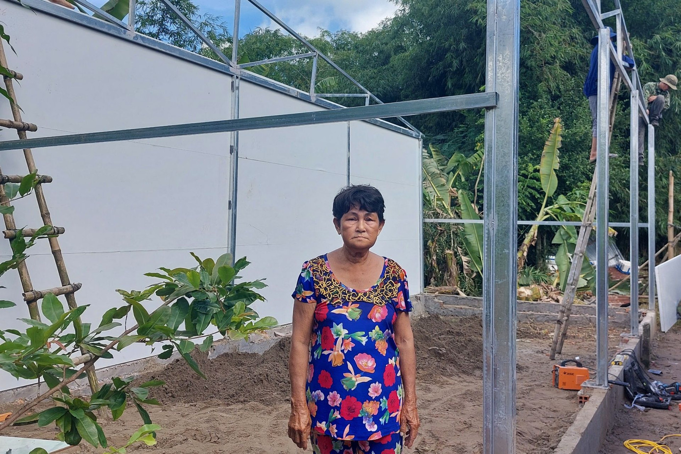 Bà Trần Thị Thanh Kim Mai, ngụ huyện Mỹ Xuyên - một trong những hộ được hỗ trợ nhà ở.