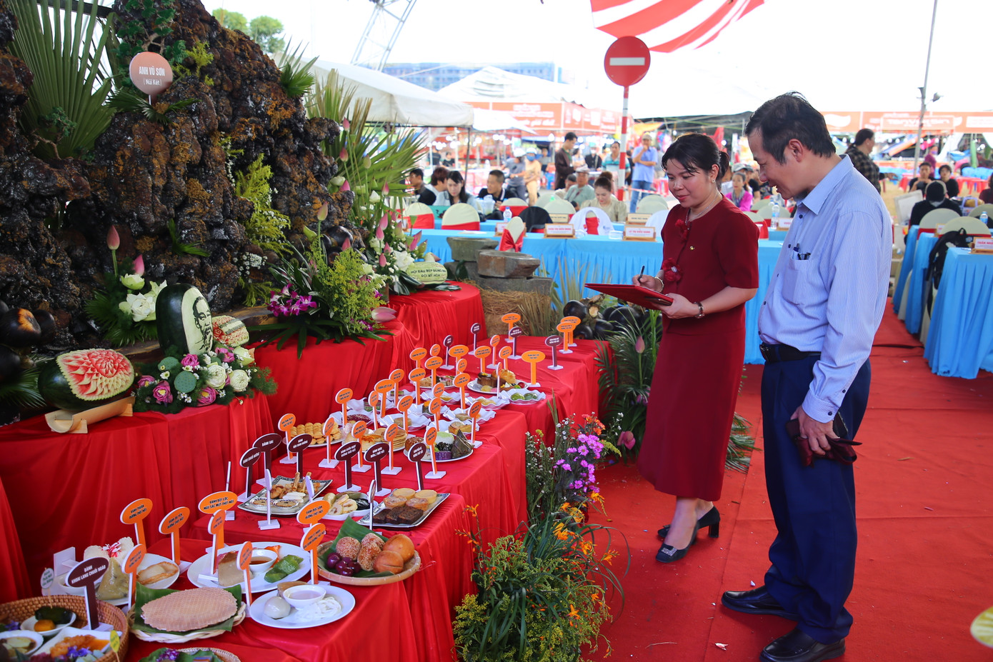 Các loại bánh được chế biến từ thốt nốt - một nguyên liệu quen thuộc và độc đáo của vùng đất Bảy núi An Giang. Các loại bánh được chế biến từ thốt nốt - một nguyên liệu quen thuộc và độc đáo của vùng đất Bảy núi An Giang.