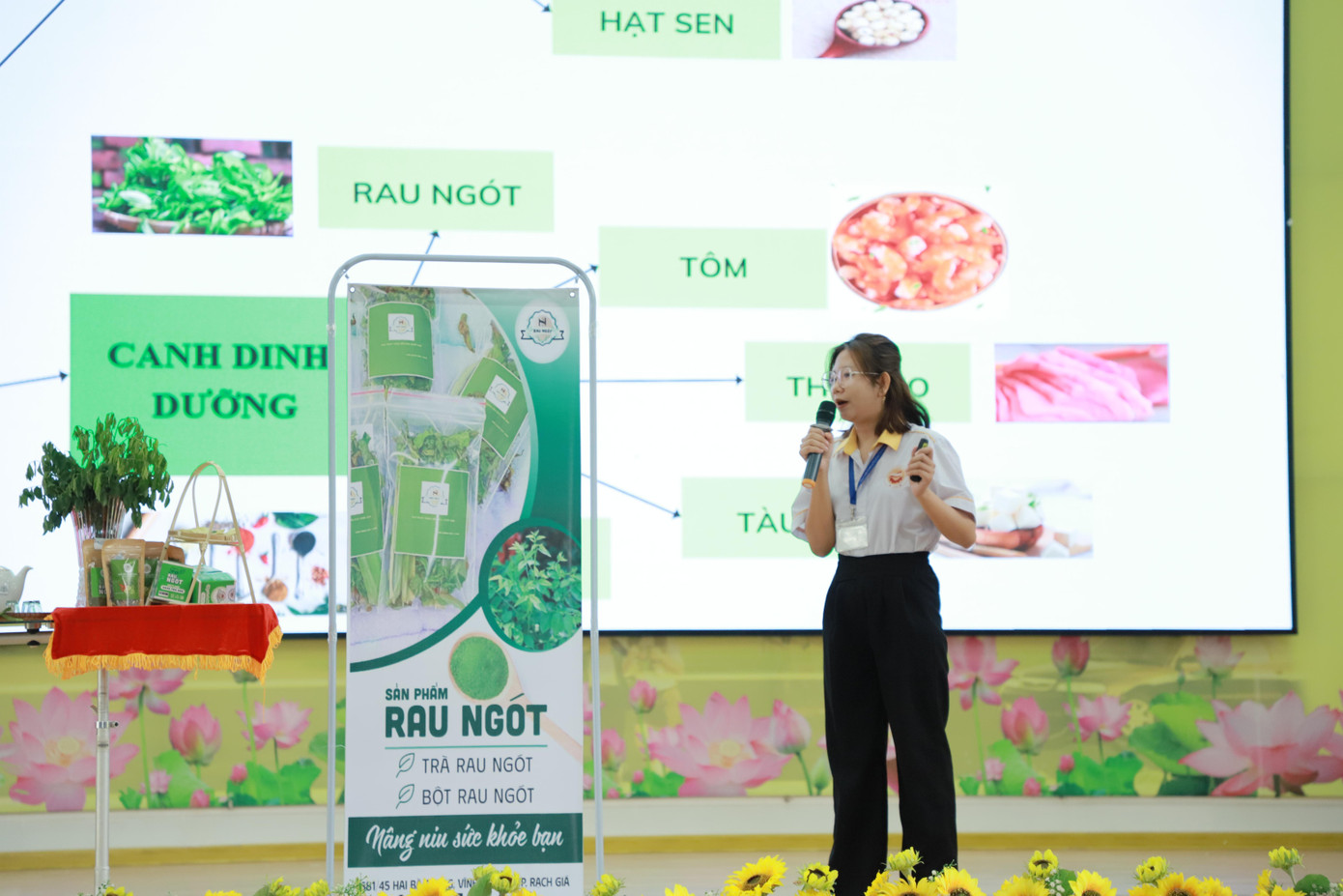 Mỗi đội thi sẽ có 3 phút trình bày và 7 phút trả lời câu hỏi phản biện cho Ban giám khảo đưa ra.