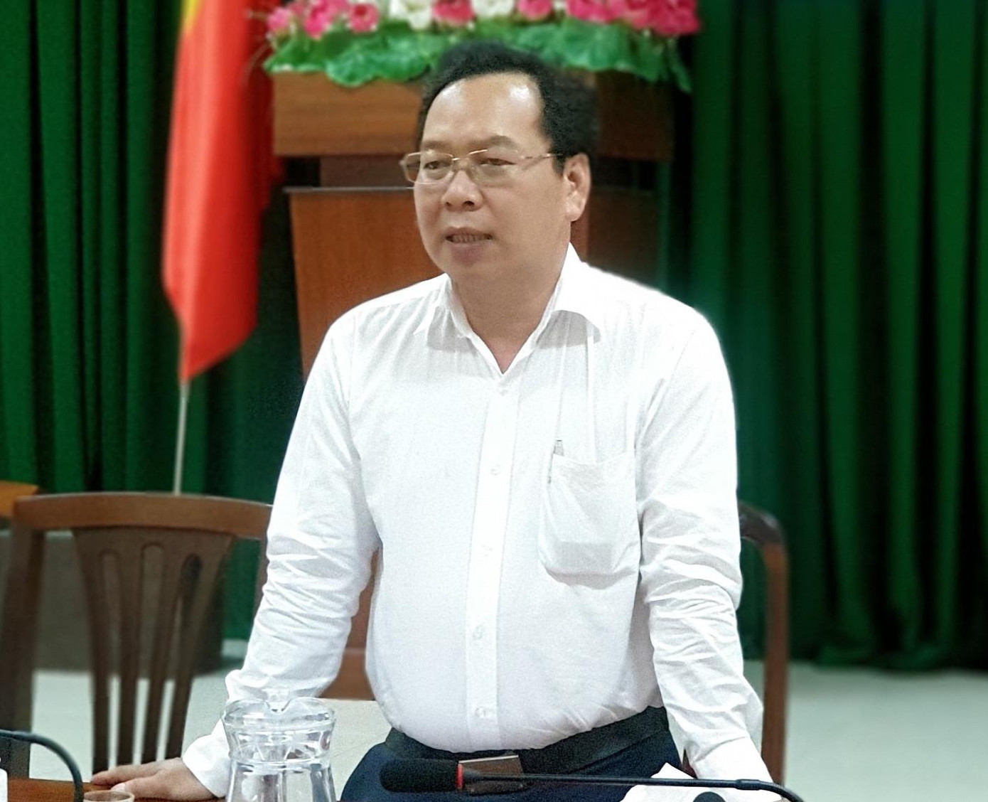 Ông Nguyễn Ngọc Ánh - Phó Chủ tịch UBND quận Ninh Kiều thông tin với báo chí. Ông Nguyễn Ngọc Ánh - Phó Chủ tịch UBND quận Ninh Kiều thông tin với báo chí.